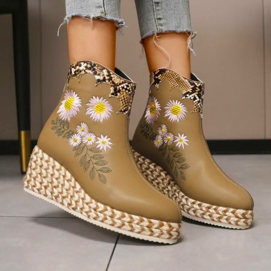 BUNTO - Elegant Floral Platform Ankle Boots