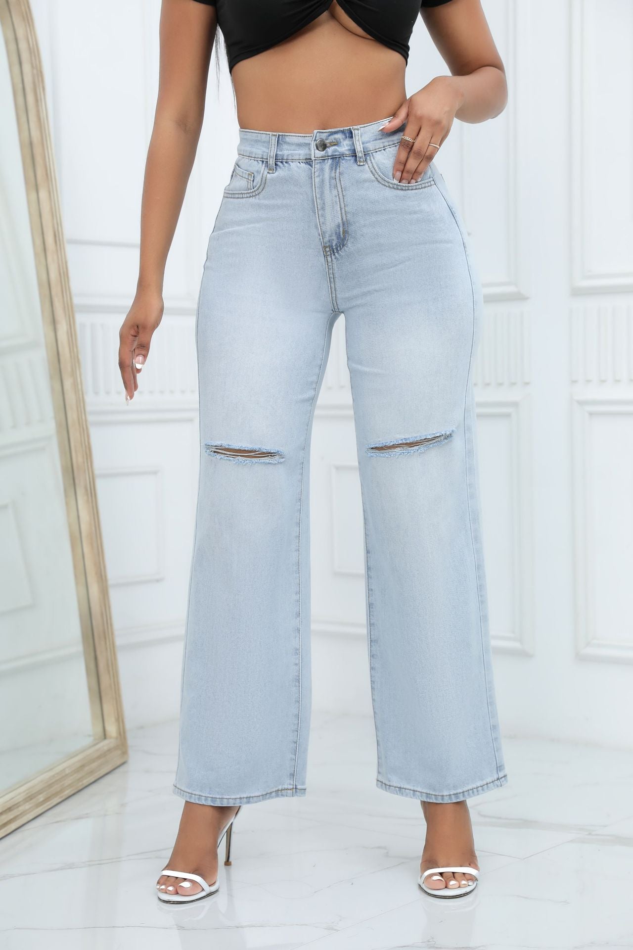 WILLA - Wide-Leg Jeans