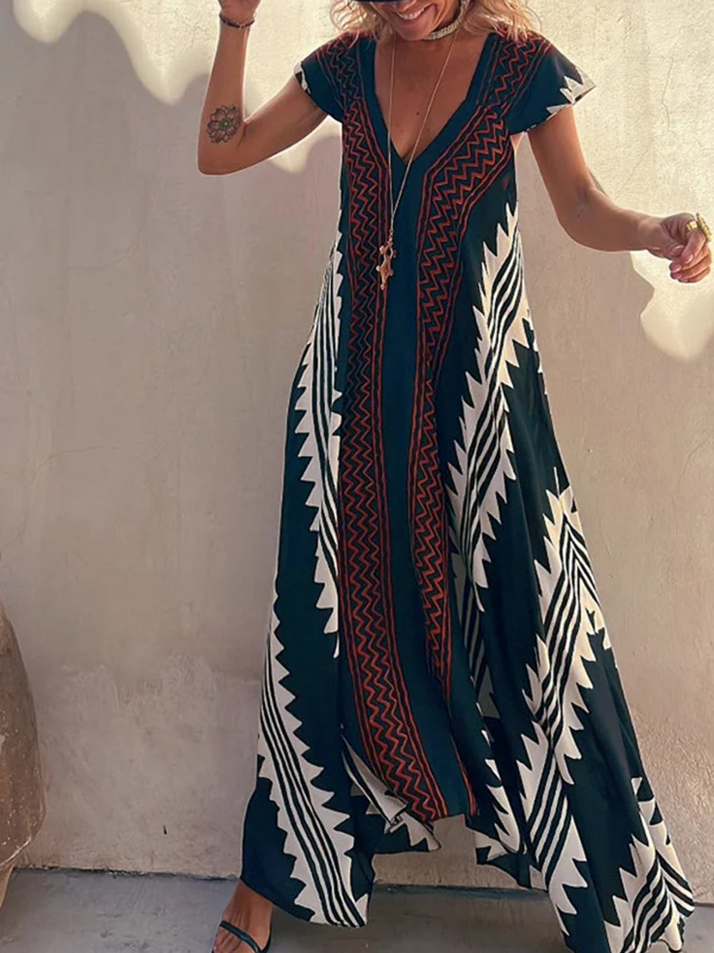 Shannon | Women's maxi Dress with Aztec Pattern