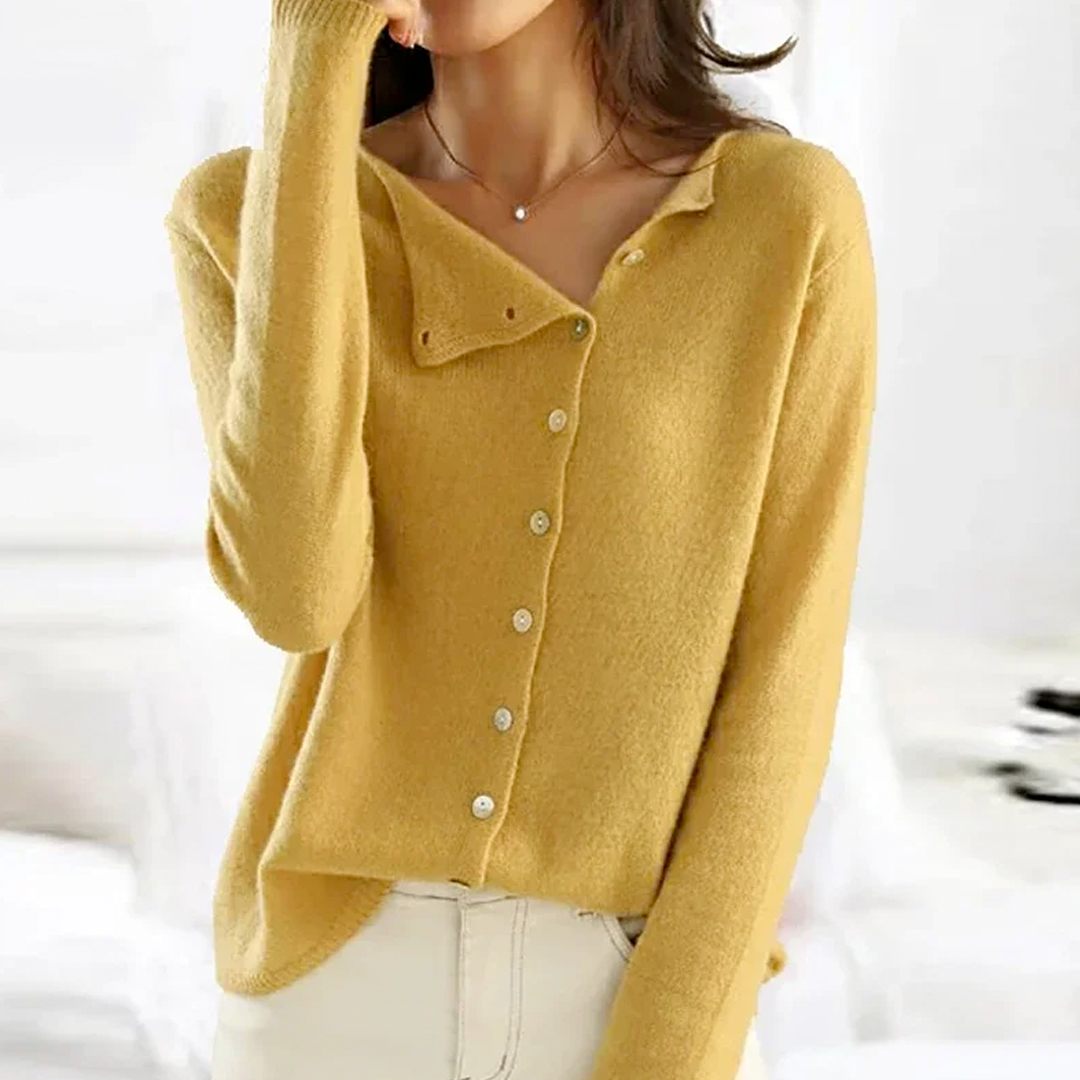 Lucia - Button sweater