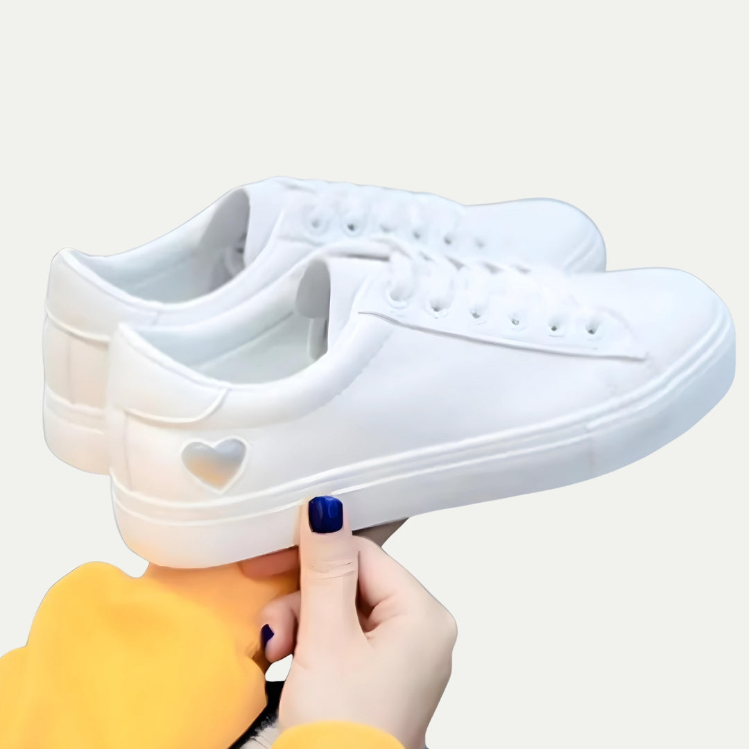 KUPID - Heart Accent Low-Top Sneakers